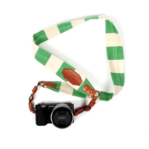 Roberu Border Stripe Camera strap Lime